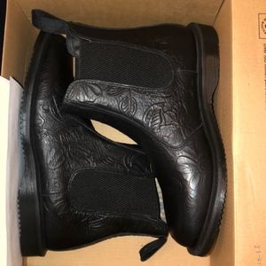 dr martens flora emboss